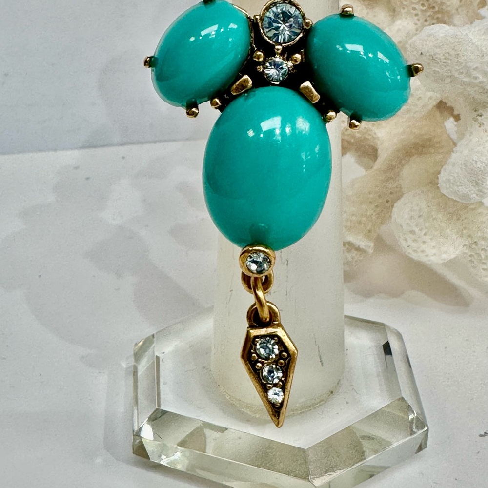 Oscar de la Renta Blue and Gold Ring with Elegant Bead Design
